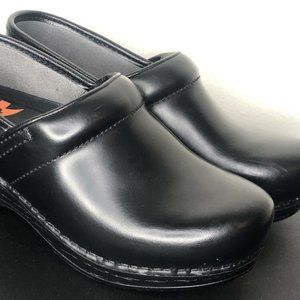 Dansko XP Black Clogs 35 EU 4.5-5 US Comfort Nursi